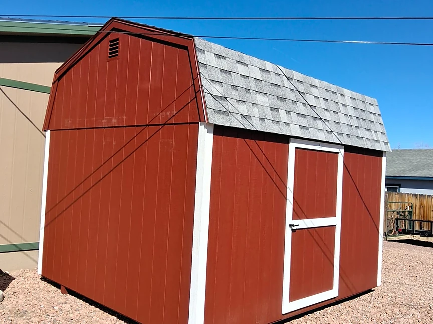 Red Economy Hi Wall Barn in a backyard